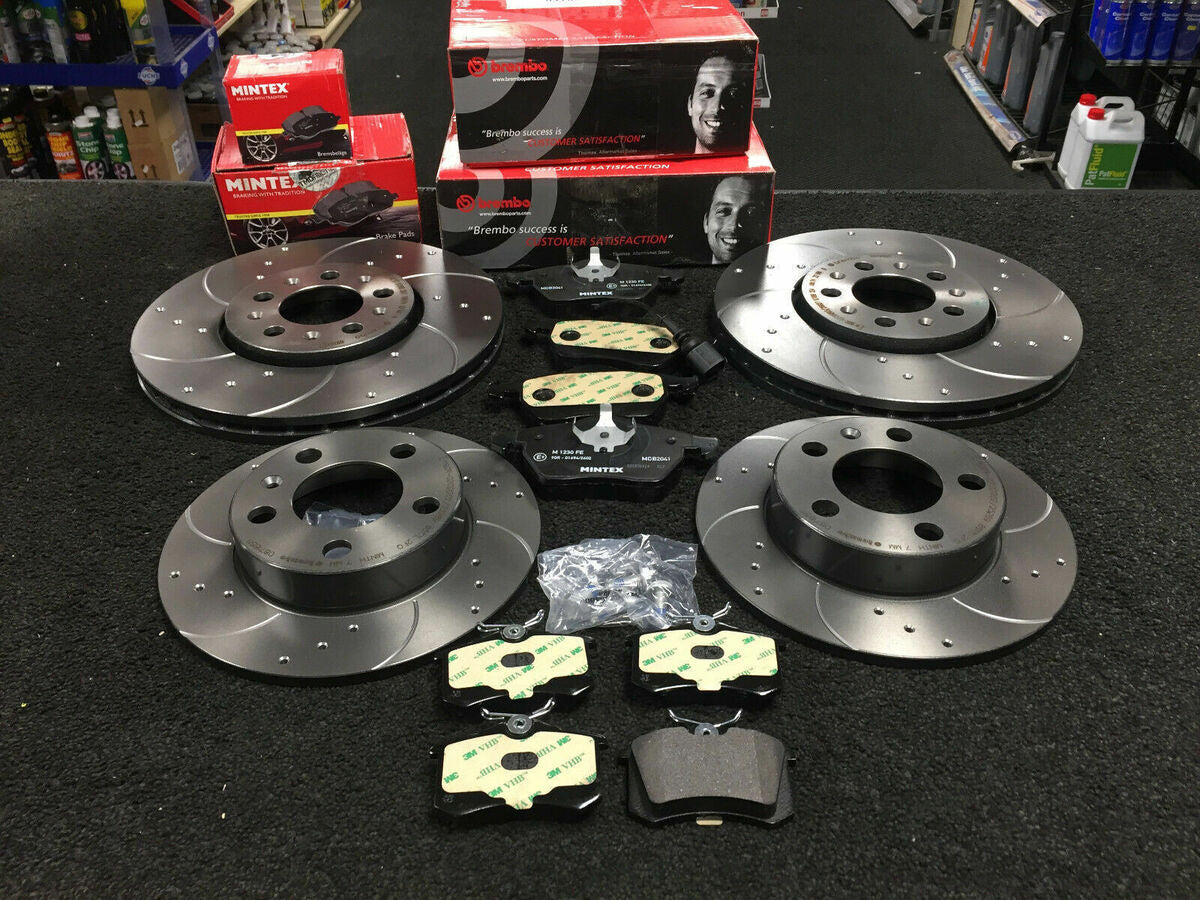 Ford Focus MK3 RS Brembo Drilled & Grooved Front & Rear Discs + Pads