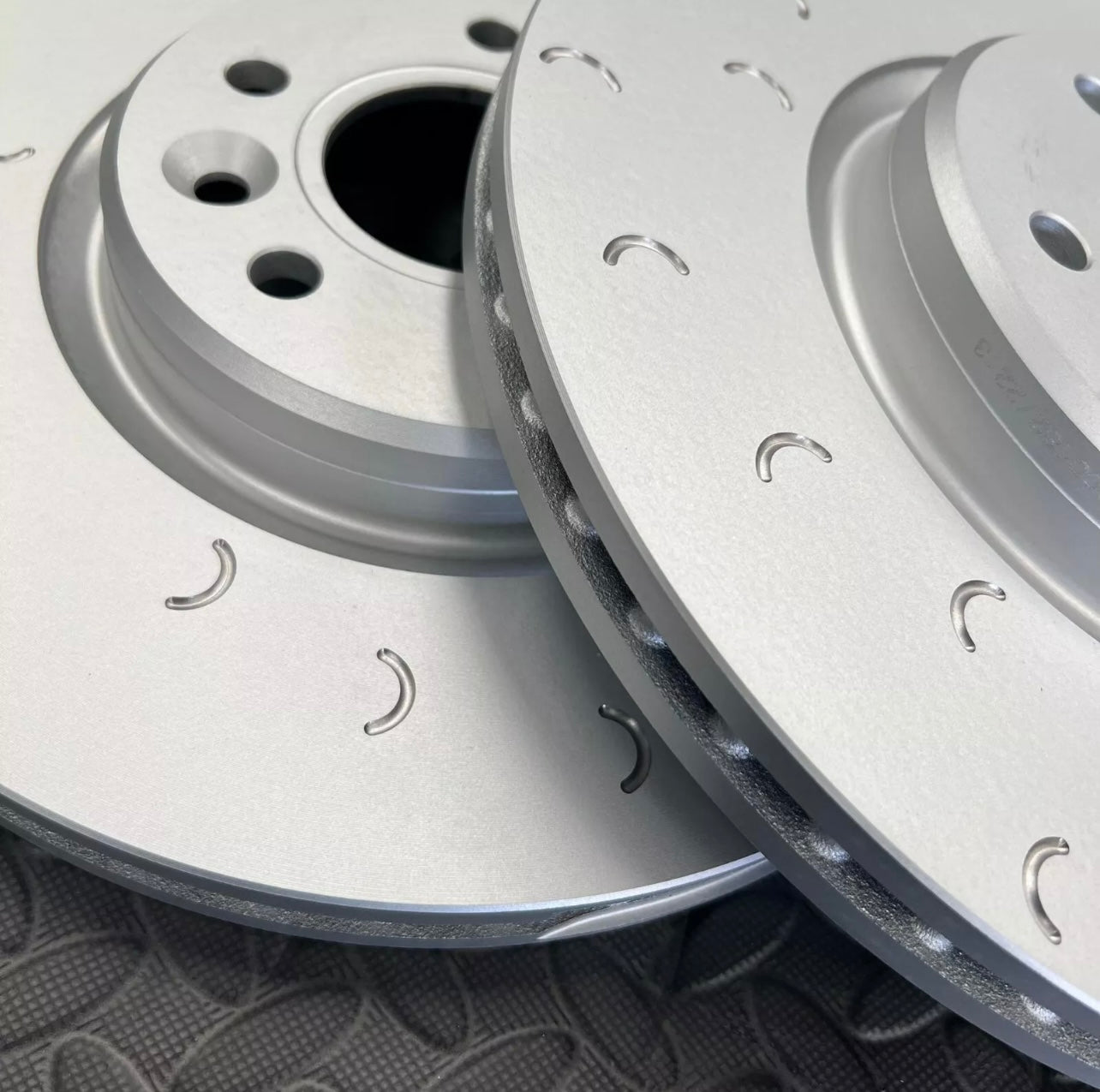 MK3 Focus ST 2.0 Front & Rear Grooved Discs + EBC Red Stuff Pads