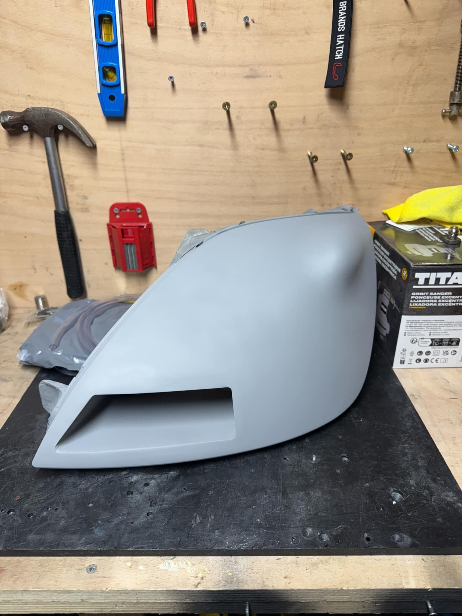 Fiesta MK6 Headlight Intake